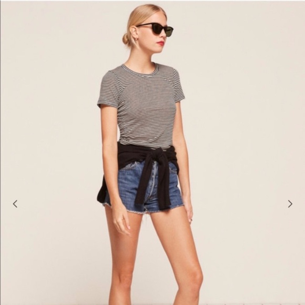 🔥Reformation striped fitted crew tee